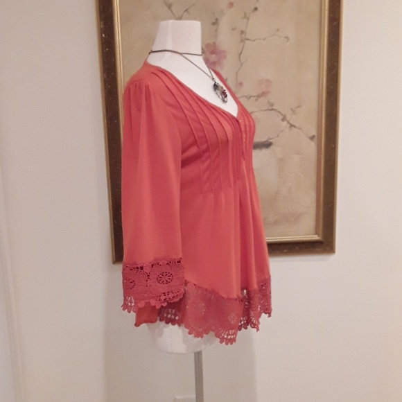NWOT. Orange lace Fun Top - Picture 5 of 8